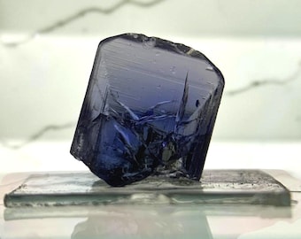 Pleochroic Untreated Natural Tanzanite Healing Crystal / Raw Gemstone 3.3 Carats 10x9x5mm