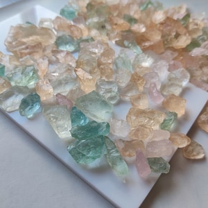 Natürliche Mischung Beryll Roh Lot / Transparent / Leichte Einschlüsse / Mittlere Größe - 2-4 Gramm / Beryll / Morganit, Aquamarin