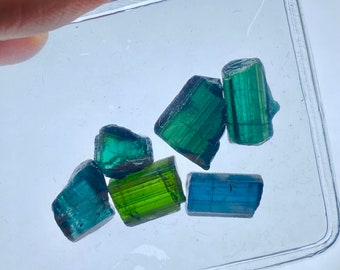 Facet Grade Raw Natural Tourmaline Crystals / 24 Carats / Slightly Included Clarity / 4 Carats Avg Size / Multi Color Tourmaline Rough