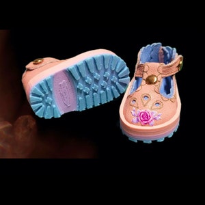 Lederschuhe für Puppe.  Effner Kleiner Liebling, Paola Reina, Rubinrot RRFF Siblies. Füße 5cm
