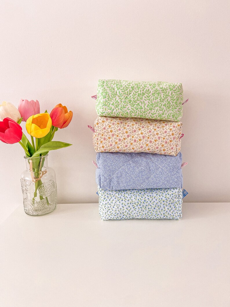 FLORAL MAKEUP BAG Blue Ditsy Floral Quilted Cosmetic Bag Lined Etsy