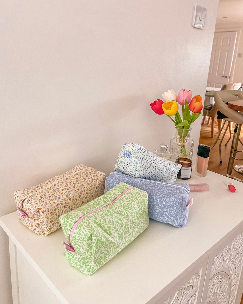 FLORAL MAKEUP BAG Blue Ditsy Floral Quilted Cosmetic Bag Lined Etsy