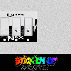 Lumos Nox side 3 gang wall plate