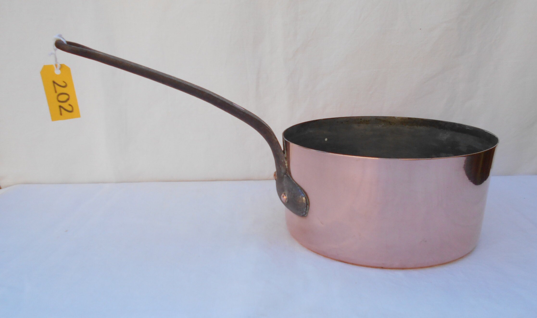 Casserole en Cuivre Antique de 1, 5 mm d'épaisseur, Estampée 24