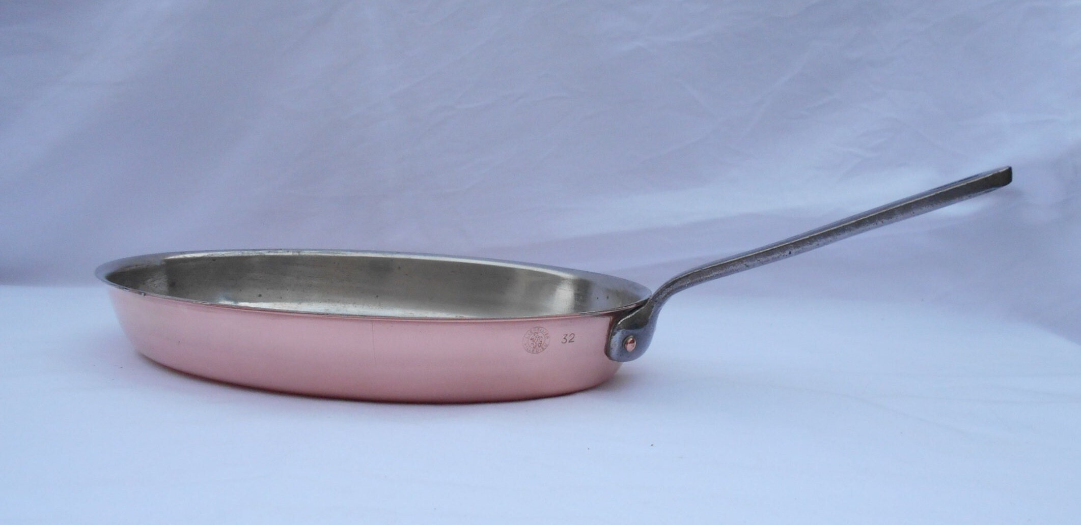 Vintage Lecellier Villedieu Ovale Cuise/Sautè Pan Estampillé 32