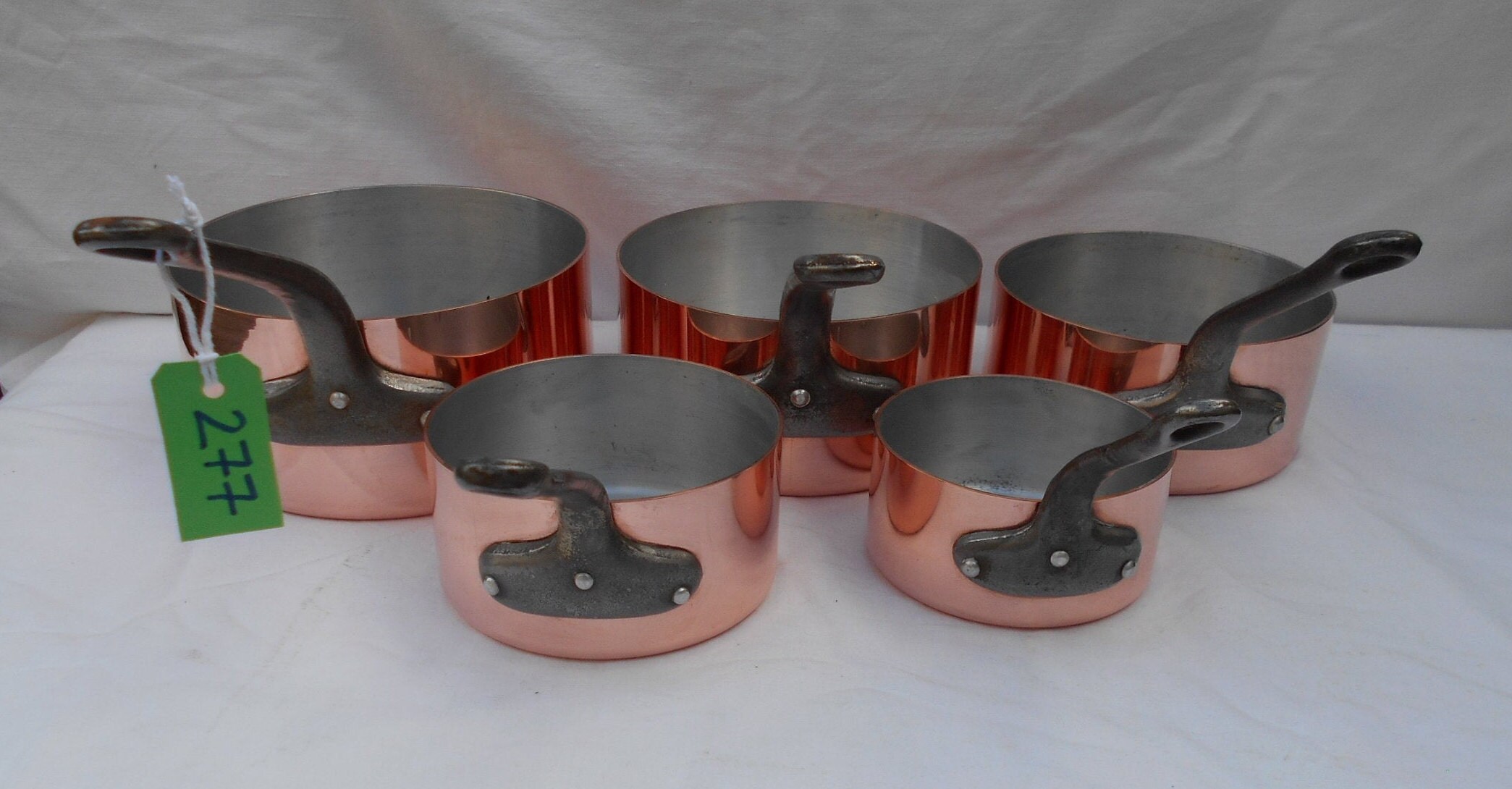 Ensemble Vintage de 5 2mm Heavy 6056G Français Copper Pans, New/Unused