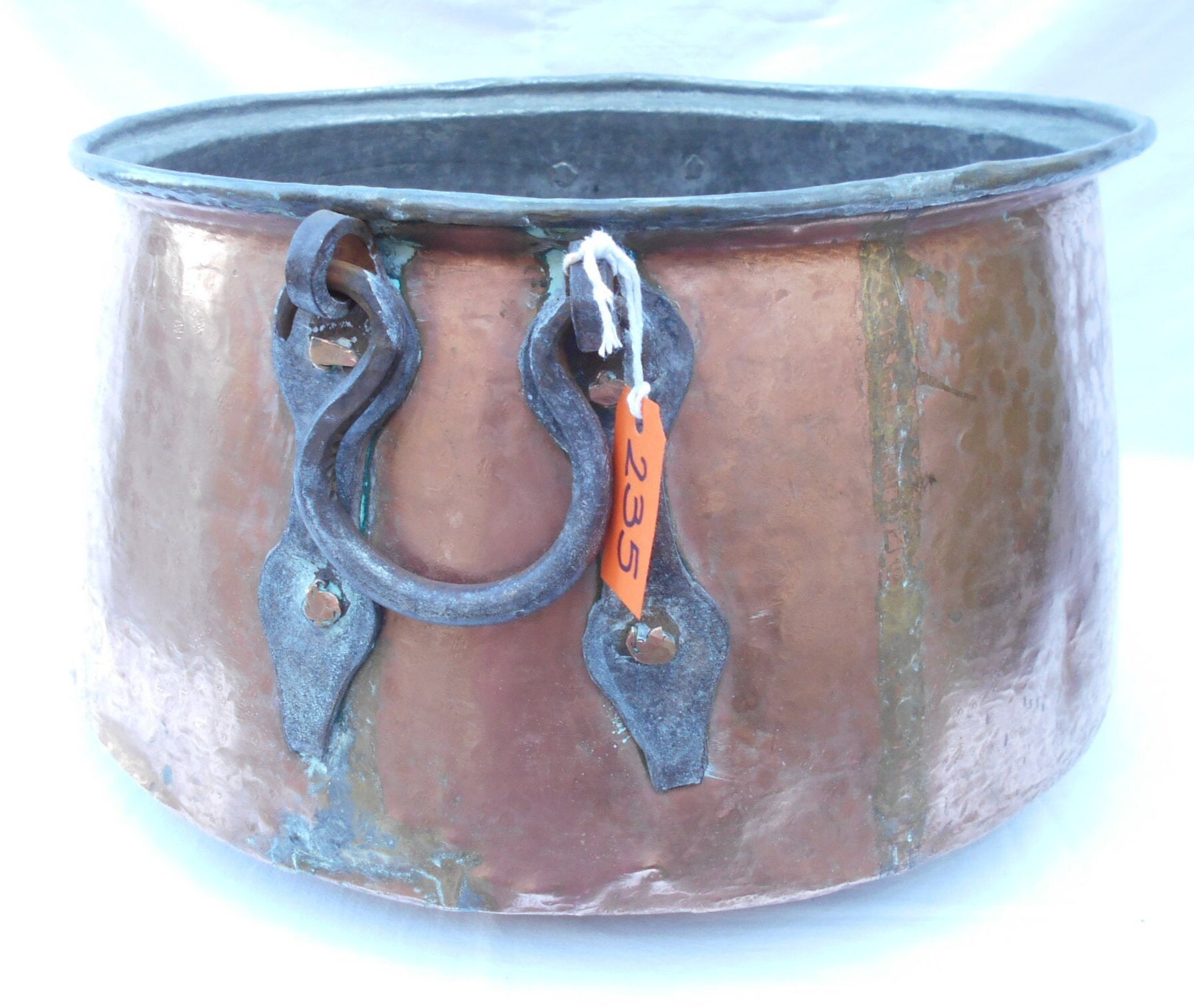 Massive Antique Français Chaudron de Cuivre Martelé