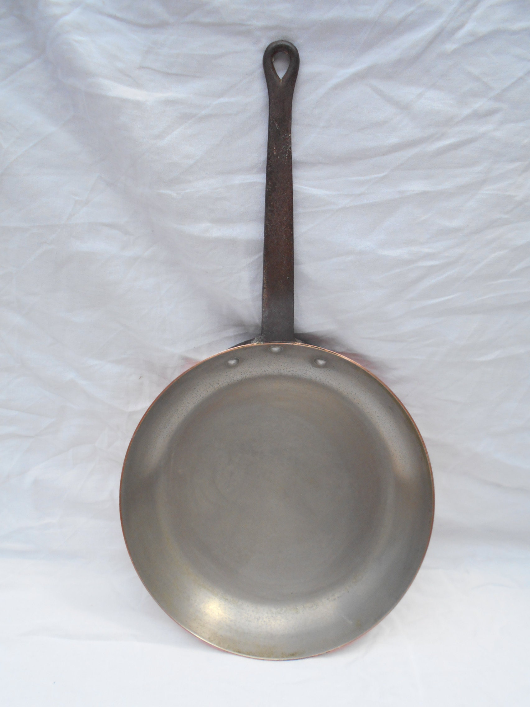 Vintage Français Metaux Ouvrier Copper Skillet/Sautè Pan 2mm Thick,