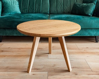 Mesa de centro redonda en roble con patas de madera y borde suizo / Mesita pequeña, mesa de salón, mesa de centro de madera, mesa de madera maciza