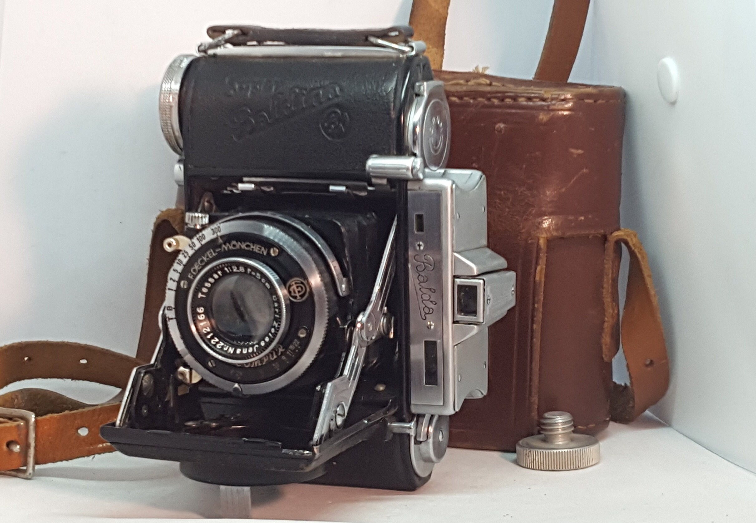 Balda Super Baldina 35mm Film Camera W/ Carl Zeiss Tessar F