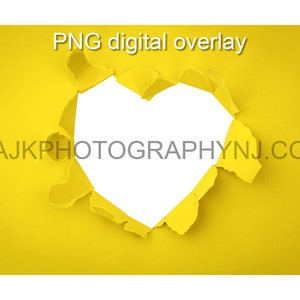 Sfondo digitale di San Valentino, foro a forma di cuore in carta gialla, sovrapposizione digitale PNG, sfondo digitale