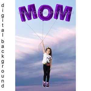 Fondo digital del Día de la Madre, globos morados gigantes que forman la palabra "MAMÁ", cielo azul, fondo digital.