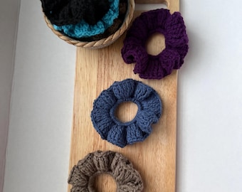 Crochet Scrunchie Bundle – Handmade Hair Scrunchies Set – Soft Chunky Crochet Hair Ties – Neutral & Colorful Scrunchie Pack