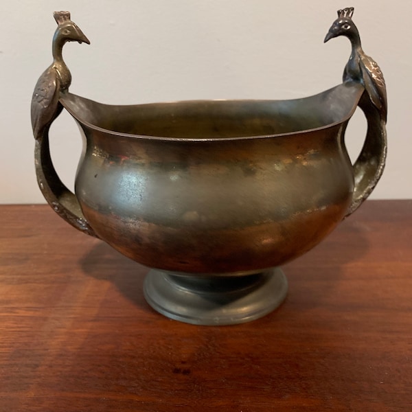 Vintage Hollywood regency Brass pot with peacocks