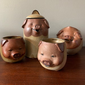 Vintage UCTCI Pig teapot, cups and creamer