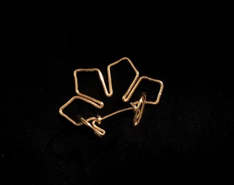 araw (sun) single wire ear cuff