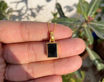 Black Onyx Necklace- 14k Gold Onyx Necklace- Black Stone
