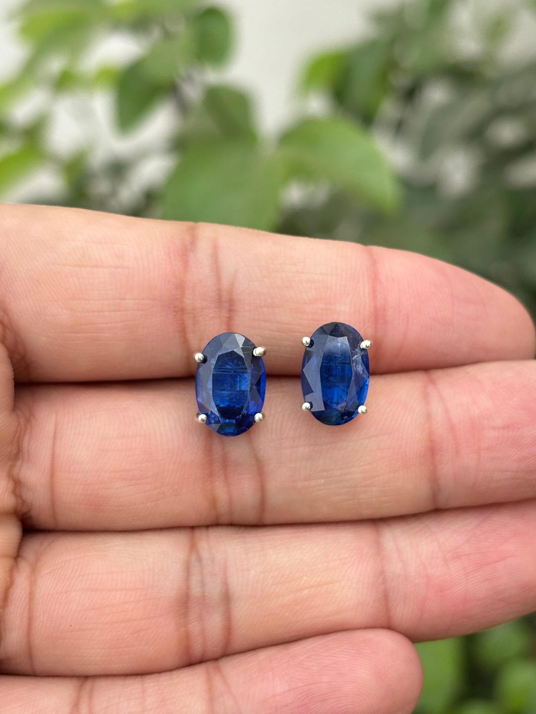 1672 ロイヤルブルーカイヤナイトのピアス カイヤナイトスタッドピアス - スターリングシルバー、ロイヤルブルー