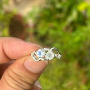Moonstone Ring- Round Moonstone Ring- Natural Moonstone- Rainbow Moonstone Ring- Engagement Ring- Dainty Moonstone Ring- Rings For Women
