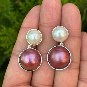 Natuurlijk gekweekte roze Mabe-parel en witte pareloorbellen in 925 zilver | 3 cm lang | Handgemaakt OOAK-cadeau | Gratis expresverzending