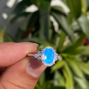 Moonstone Engagement Ring- 14k Gold Moonstone Ring- Wedding Ring- Moonstone Jewelry- Anniversary Gift For Her- Moonstone Diamond Ring