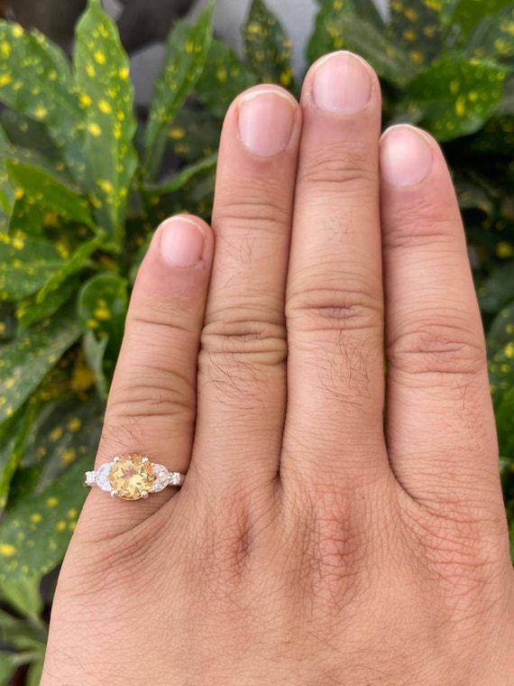 Round citrine ring best sale