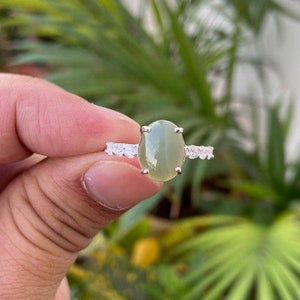 Natural Chrysoberyl Cat&#39;s Eye Ring- Green Gemstone Ring- Oval Shape Ring- Birthstone Ring- Engagement Ring