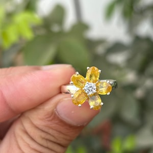 Yellow Sapphire Ring- Floral Ring- Flower Ring- Engagement Ring- Gemstone Ring- Natural Sapphire Ring- Floral Jewelry- Wedding Ring