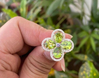 Natural Peridot Flower Ring – Sterling Silver August Birthstone