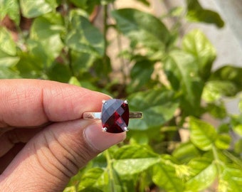Natural Garnet Ring – 14k Gold, January Birthstone