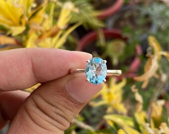 Natural Blue Topaz Sterling Silver Solitaire Ring – December Birthstone