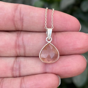 Oregon Sunstone Necklace- Sunstone Pendant- Natural Stone Necklace- Sunstone Jewelry- Gemstone Necklace- Necklaces For Her