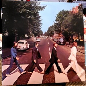 THE BEATLES Abbey Road ポルトガル盤 LP stereo Amazon.com: The Beatles ‎– Abbey Road (Japan pressed Mobile