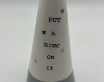 Ceramic Ring Jewellery Holder With Gold Stars  "Put A Ring On It" Wedding Gift