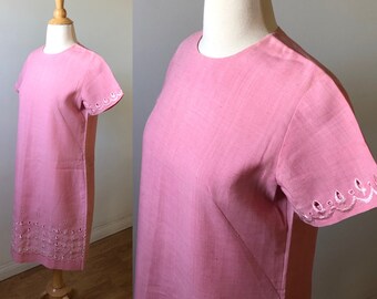 Vintage 1960's Eyelet Trim Shift Dress - Salmon Pink - Jewel Neckline - Embroidered - Mod/Minimalist - Classic!