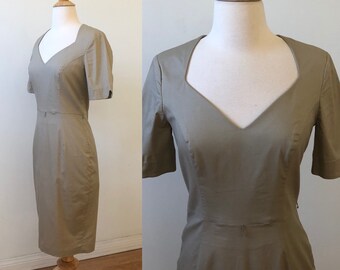 Gorgeous Vintage Wiggle/Pencil Dress - V-Neck/Sweetheart - Midi Skirt - Straight Silhouette - Beige/Tan - Lovely!