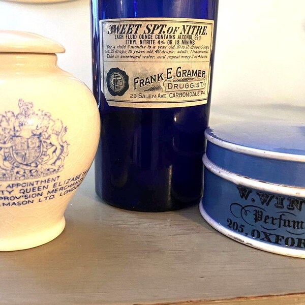 Antique cobalt blue apothecary chemist advertising bottle,sweet SPT. Nitre bottle Gramer Drugstore Carbondale PA,Frank E Gramer pharmacy