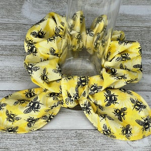 Bumble Bee Scrunchie, Yellow Scrunchie, Glitter Scrunchie, Dog Hair Accessory, Scrunchie Cotton, Knot Scrunchie, Bow