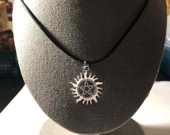 Supernatural Necklaces, Anti Possession Necklaces, Black Cord Necklaces, Pentagram Necklaces, Pentacle Necklaces, SPN fandom