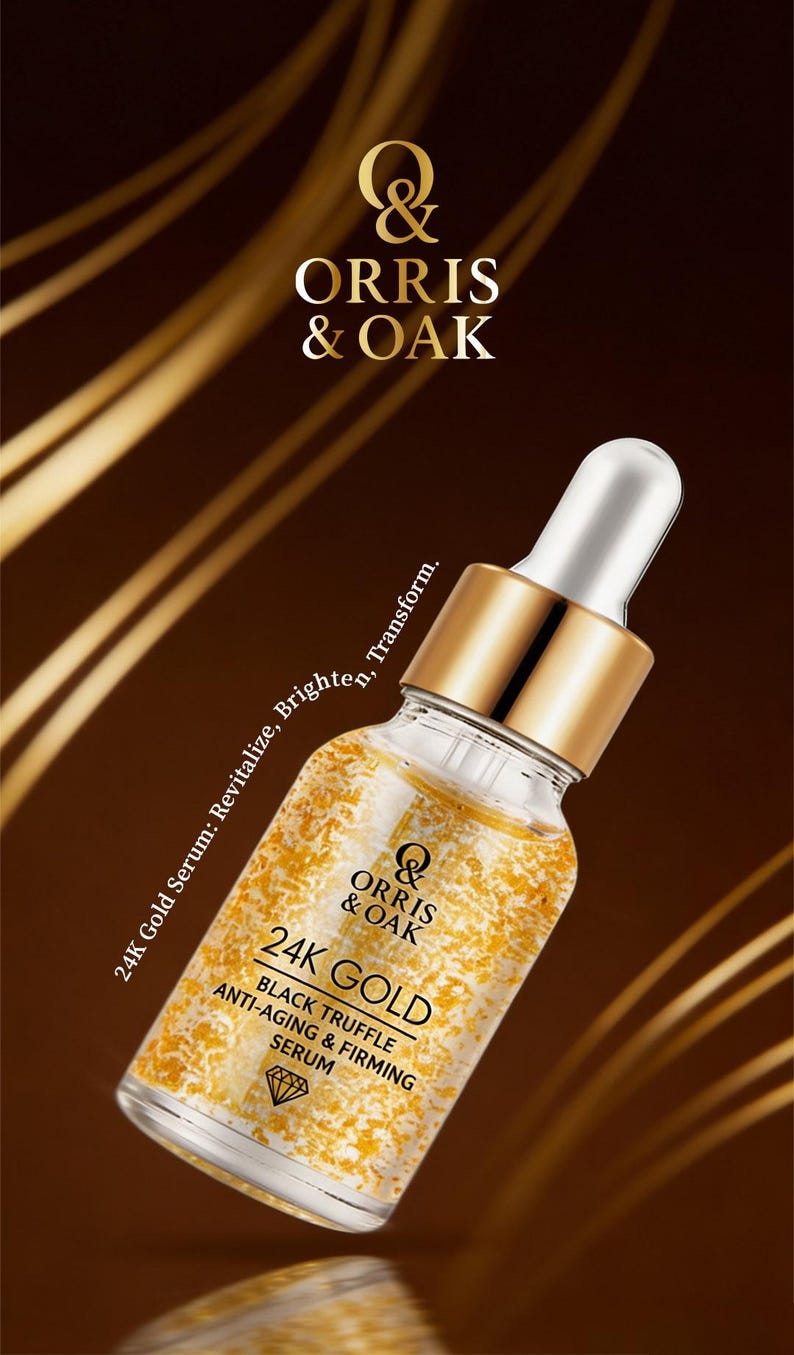 Puede incluir: Un frasco de suero de vidrio transparente con tapa y cuentagotas dorados, lleno de escamas doradas. La etiqueta dice "24K GOLD BLACK TRUFFLE ANTI-AGING & FIRMING SERUM" con la marca "ORRIS & OAK". El fondo es un degradado marr&oacute;n y dorado.
