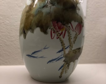 大きな青磁のアジアの手描きの花瓶、サイン入り、魚、赤、緑 - Etsy 日本