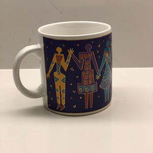 VINTAGE dancing women LAUREL BURCH mug