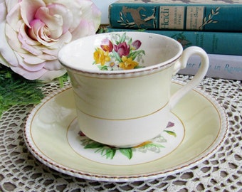 Simpsons Potters Ltd. Ambassador Ware Footed Tea Cup and Saucer Set ~~ Vintage Tea Cup, Yellow Tea Cup, Vintage Drinkware Teaware