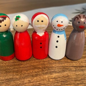 Christmas peg doll set