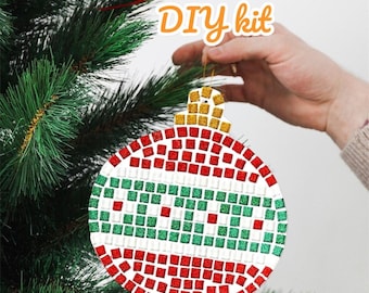 DIY Mosaic Christmas Ornament kit, Christmas ball ornament decoration, mosaic diy kit, Red & Green Ornament kit - Christmas gift