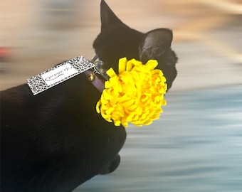 Handmade Yellow Felt Flower Cat Collar – Halloween Pet Costume