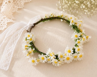 Daisy Flower Crown Headband, Adjustable Floral Halo, Faux flower Hair Wreath, Floral Headpiece, Bridal Shower Accessory, Garden Crown