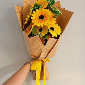 Handmade felt sunflowers bouquet Big Felt Sunflowers bouquet, Felt flowers bouquet, Sunflowers, birthday gift, mother's day gift image 4