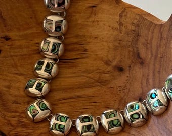 Collar de abulón de plata de ley 925 de Taxco, México, firmado por Miguel.