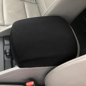 Fits Honda Pilot 2009-2015 Center Console Lid Middle Armrest Cover Neoprene Wetsuit Waterproof Anti-Scratch Protector Accessories Black